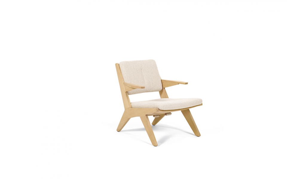 Toggle Easy Chair