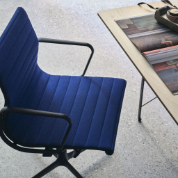 Aluminium Chair EA 132 - Home Office