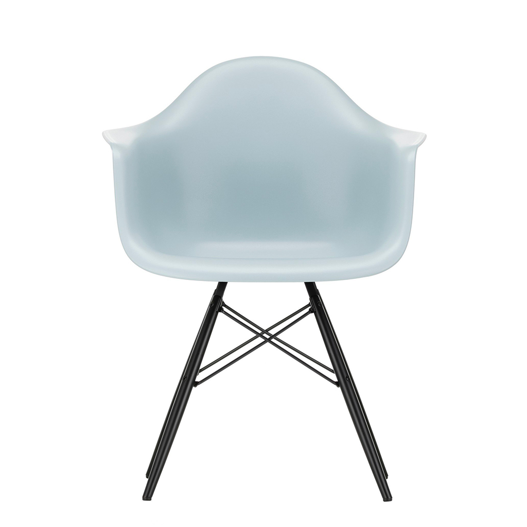 Eames fiberglass armchair daw discount