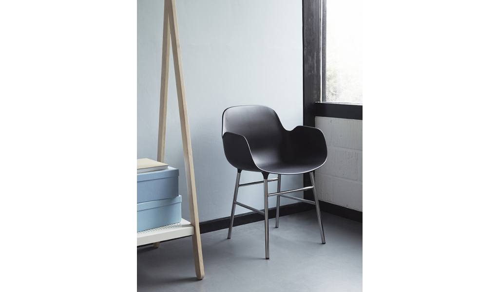 Form Armchair
