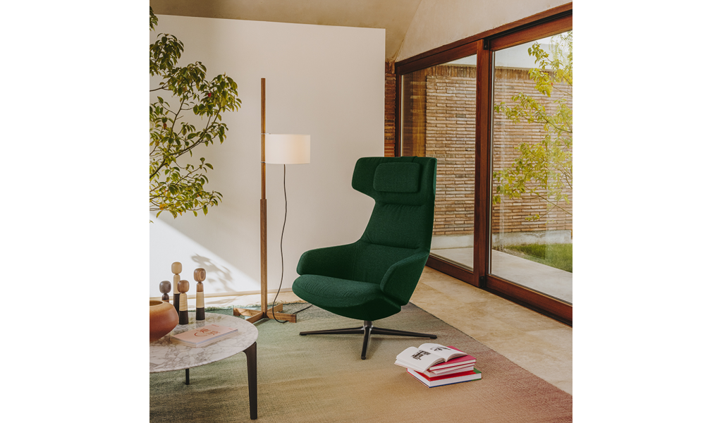 Aston club shop chair