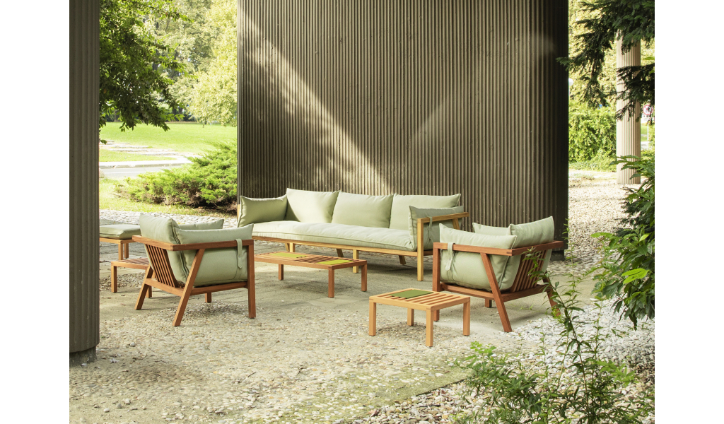 Umomuku Outdoor Sofa