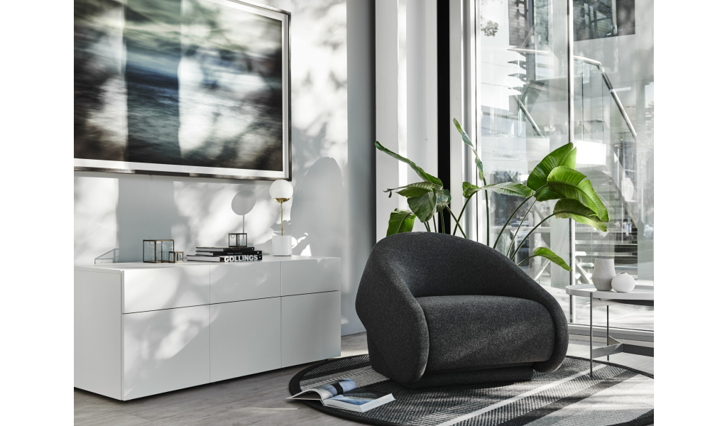 Up-lift Armchair