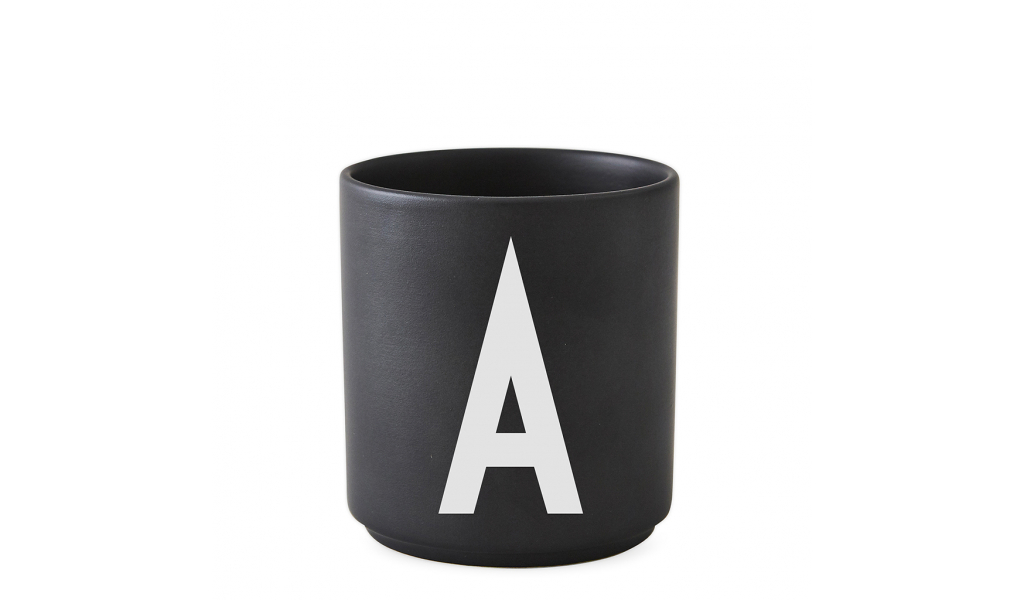 Porcelánový hrnek s písmenem A - Z, černá