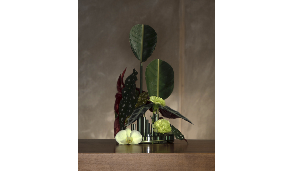 Ikeru Low Vase