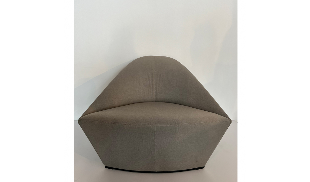 Colina L, ex-display