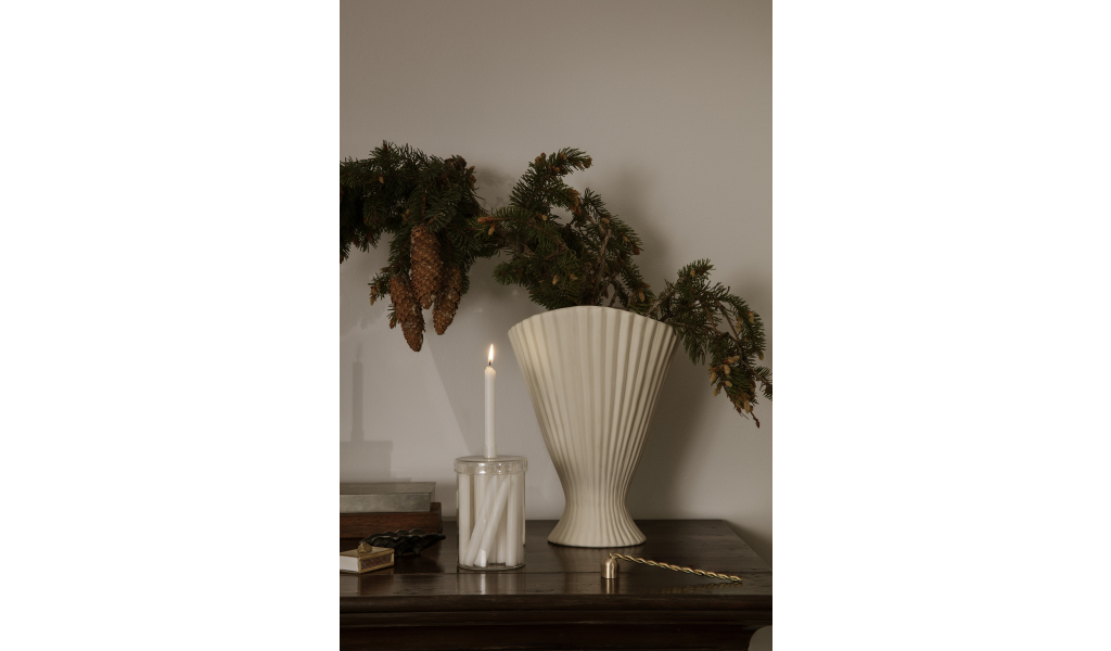 Fountain Vase off-white