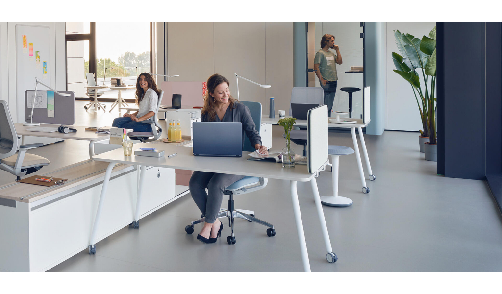 SE:LAB WORK DESK