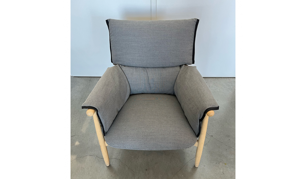 Embrace lounge chair, ex-display