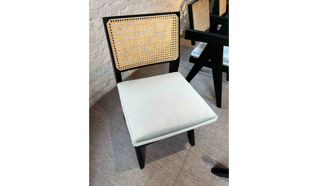 Capitol Complex Chair, z expozice