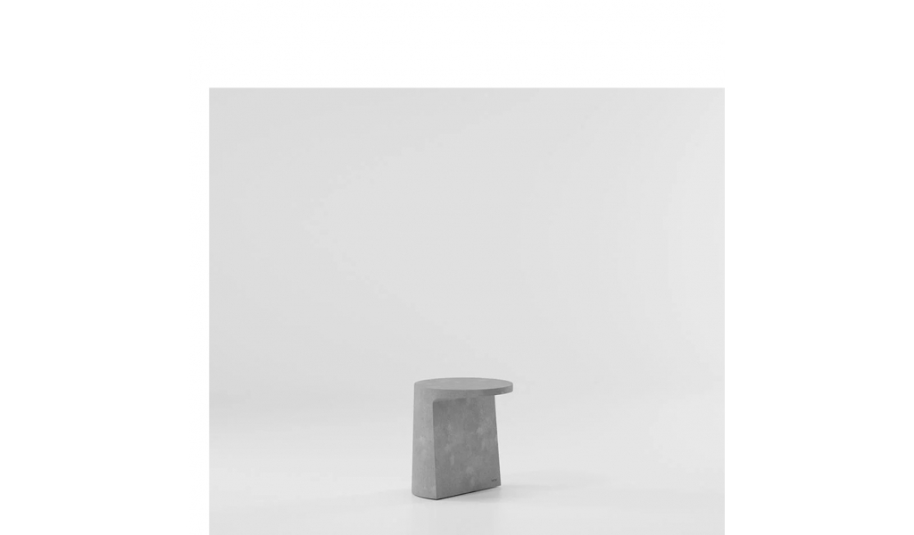 Giro stolík beton