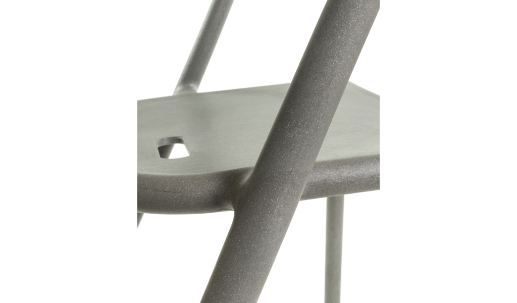 RE Air-Armchair