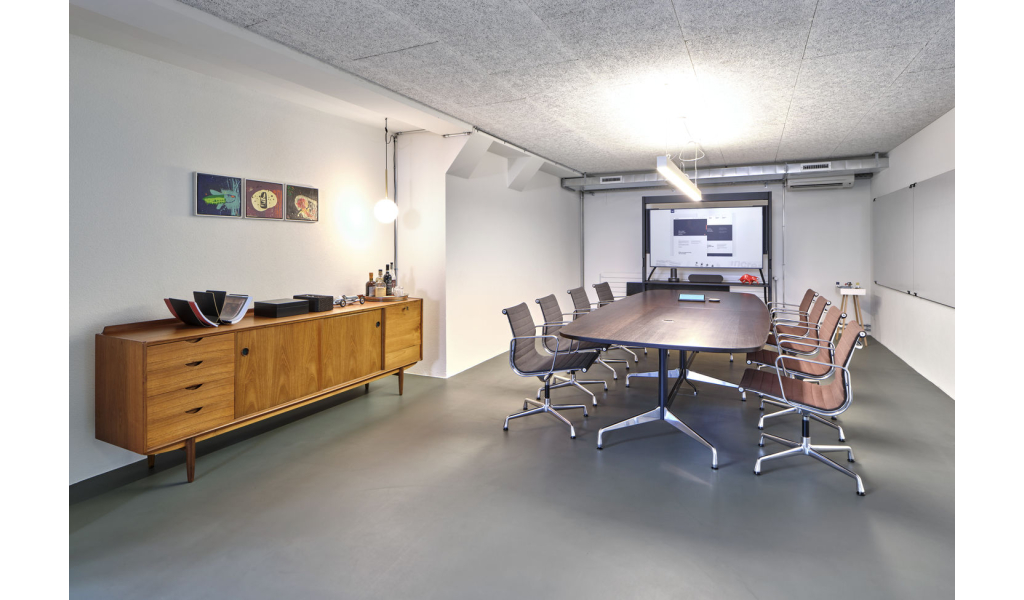 Aluminium Chairs EA 105/107/108 – Conference