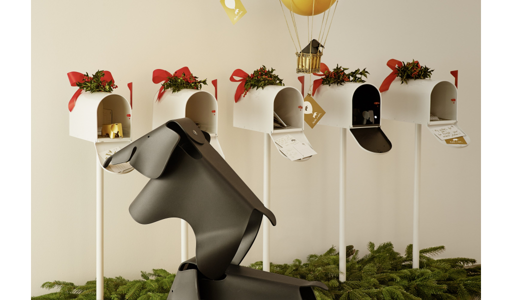 Eames Elephant