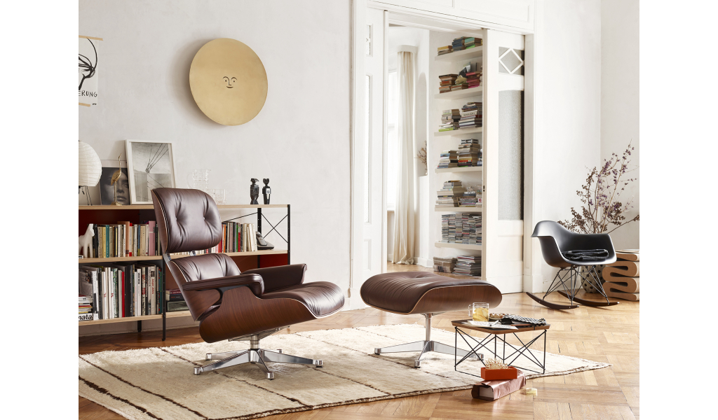 Lounge Chair &amp; Ottoman