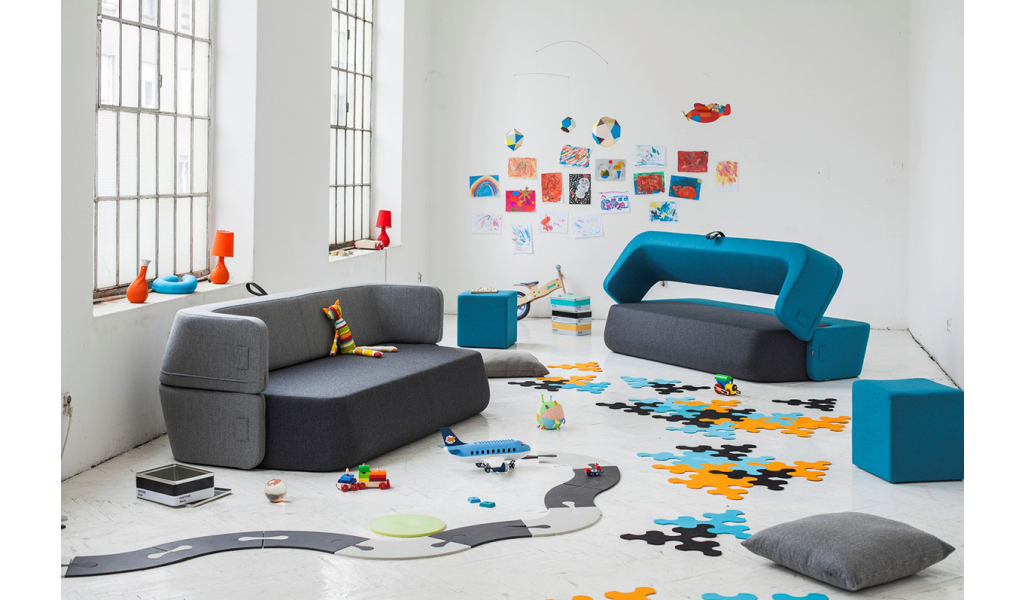 Revolve Sofa