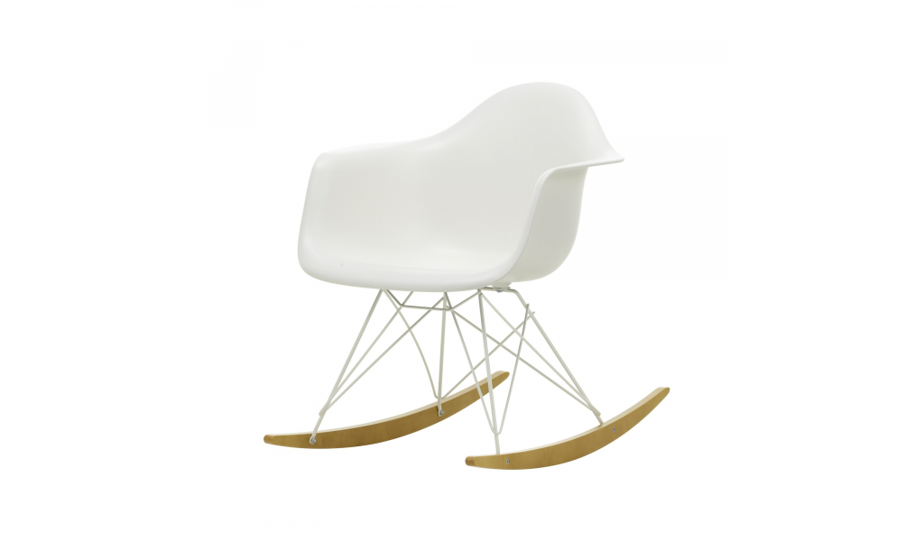 Eames Plastic Armchair RAR