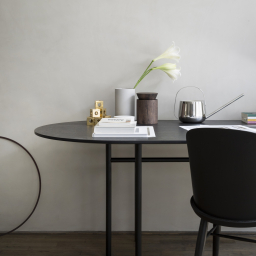 Snaregade Dining Table, Oval