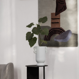 Muses Vase Ania