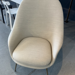 Bat Lounge Chair beige - ex-display