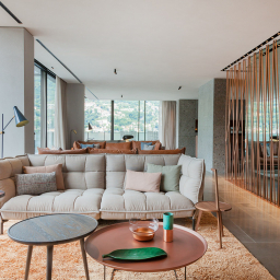 Husk Sofa