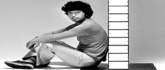 Shiro Kuramata, materiály zpívají