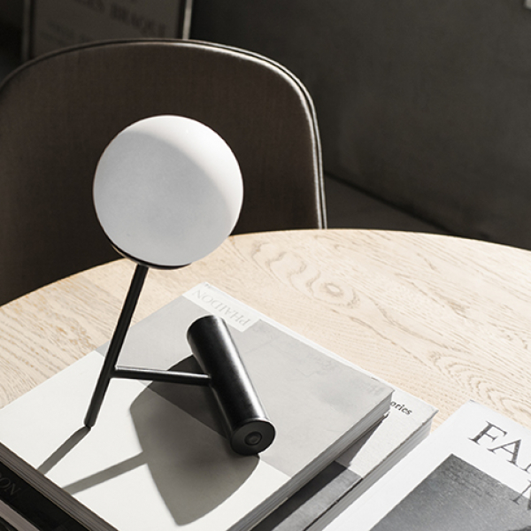 Phare Table Lamp white