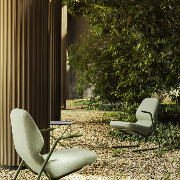 Oblique Easy Chair Outdoor