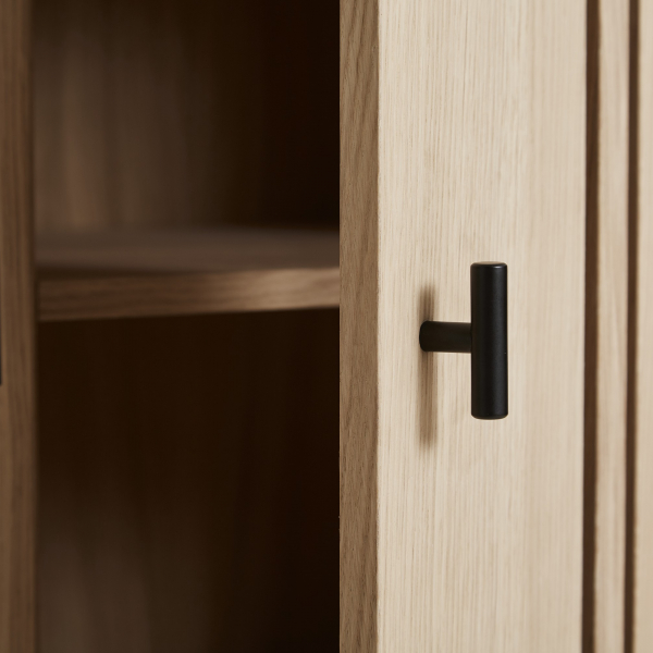 Array Highboard světlý dub