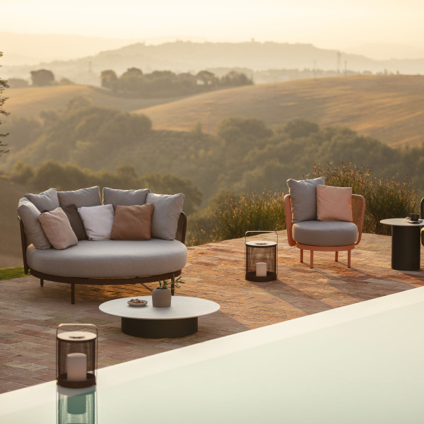 Branta low tables, ceramics Ø100 black oxido sage