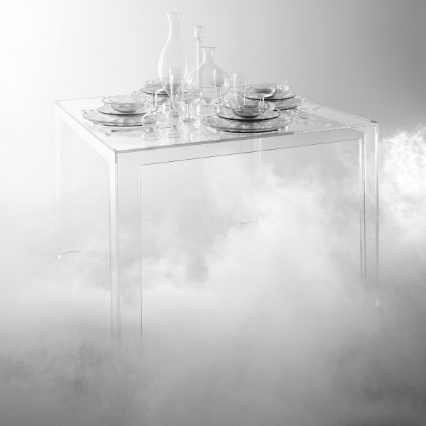 Invisible Table transparent