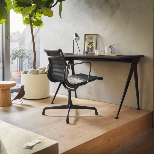 Aluminium Chair EA 117  chrom/ kůže koňak