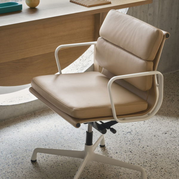 Soft Pad Chair EA 231 – Home Office