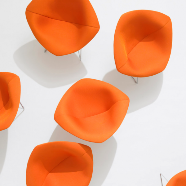 Bertoia Diamond chair