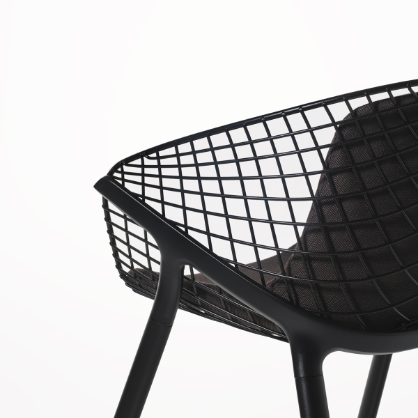 Kobi chair