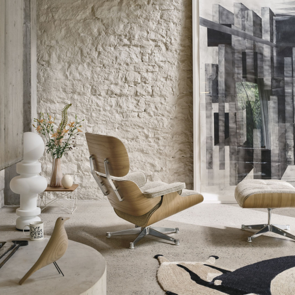 Eames House Bird černě lakovaná olše