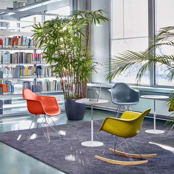 Eames Plastic Armchair RAR