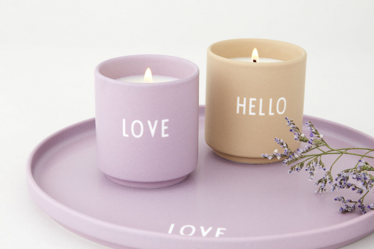 Scented candle růžová (LOVE)