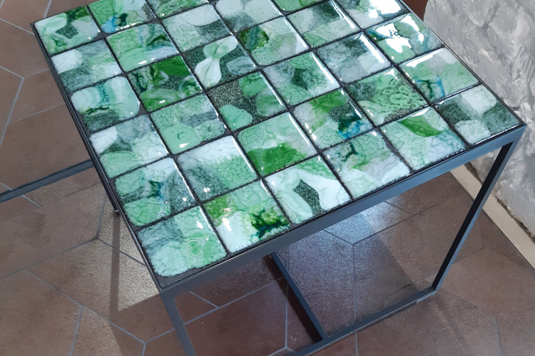 Sciara table zelená - z expozície