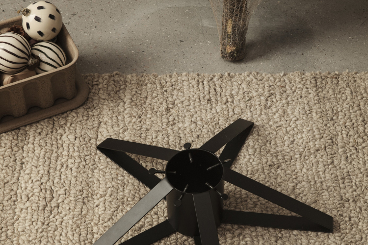 Christmas Tree Foot light grey