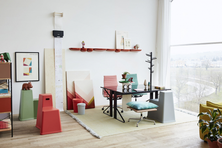 Aluminium Chair EA 119