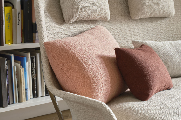 Slow Sofa