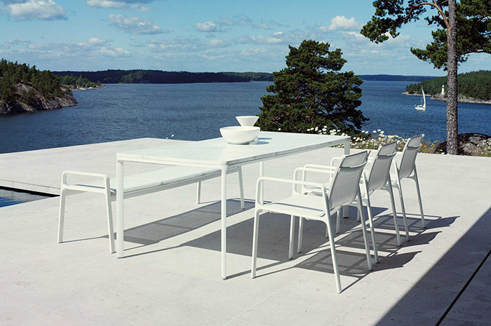 Park life dining table