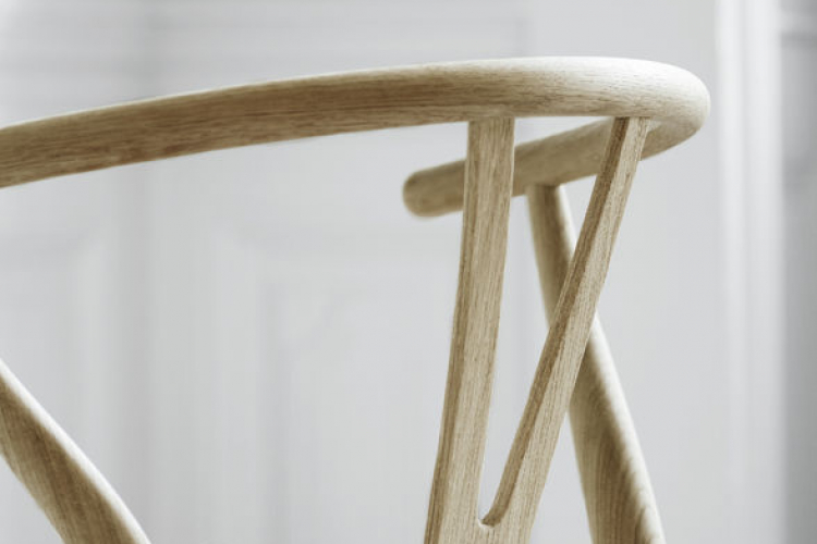 Wishbone Chair (CH24)