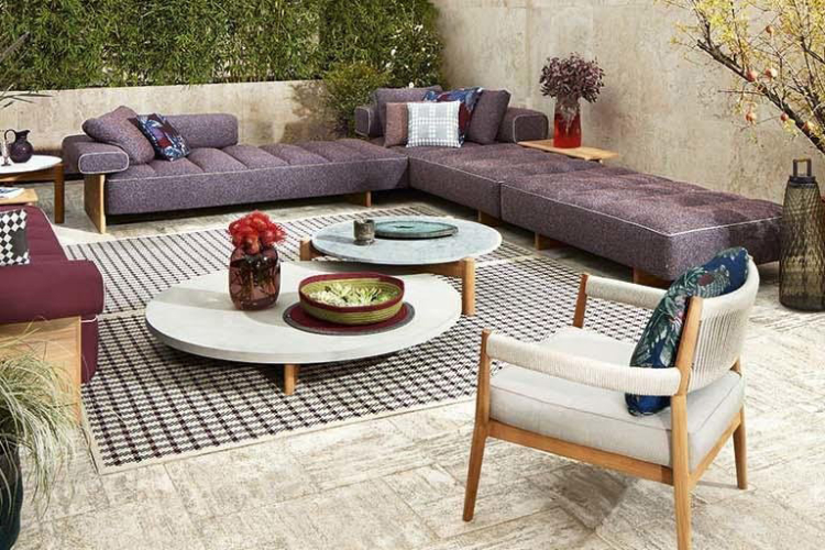 Table à Plateau Interchangeable