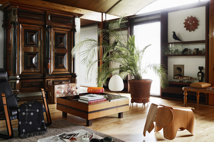 Eames Elephant plywood